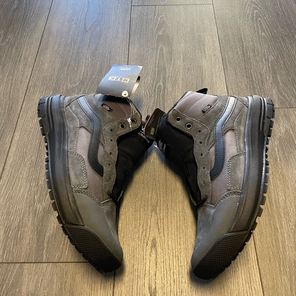 Vans Shoes Vans Ultrarange Exo Hi Mte Mens Boot Outdoor Gray